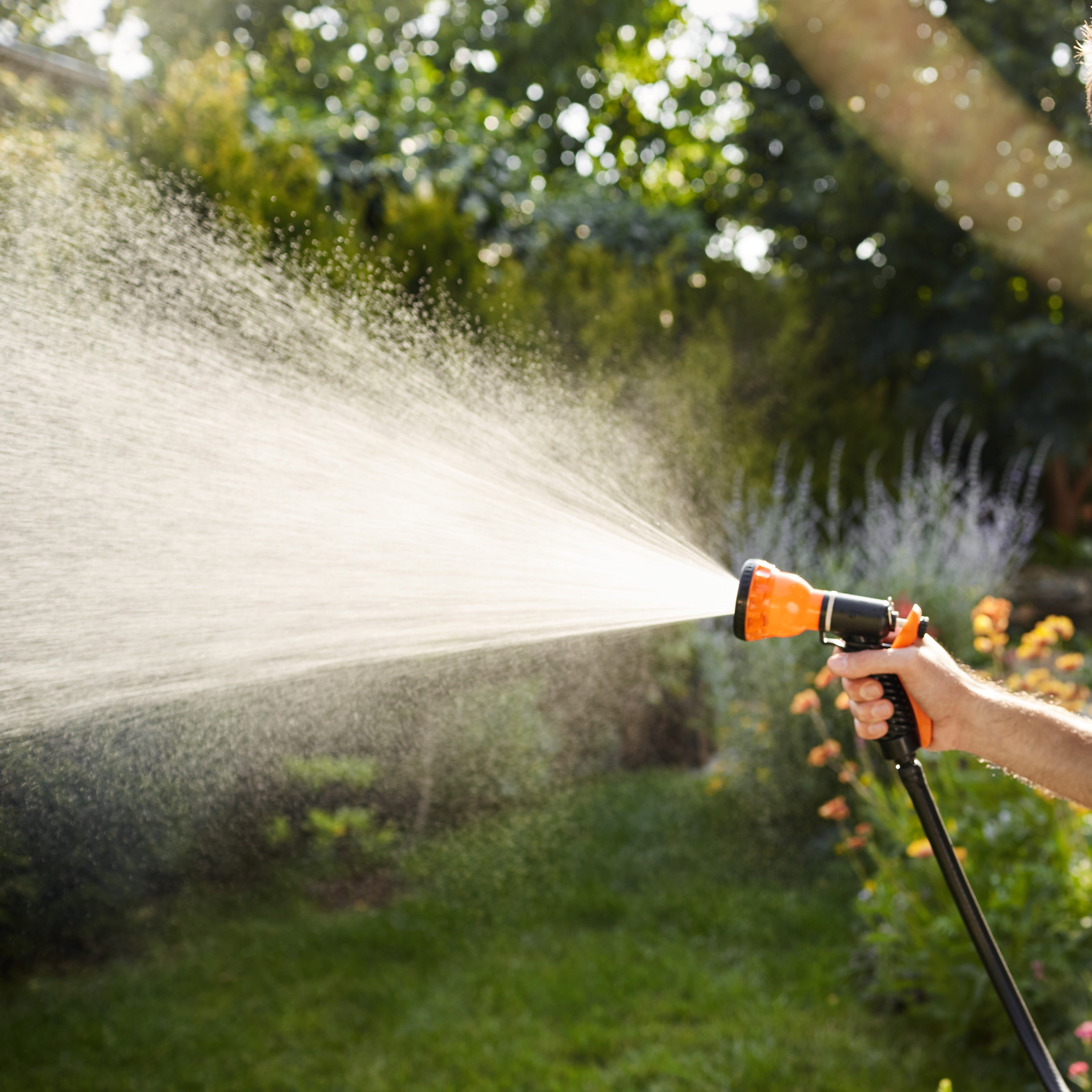 Watering & Spraying Equipment